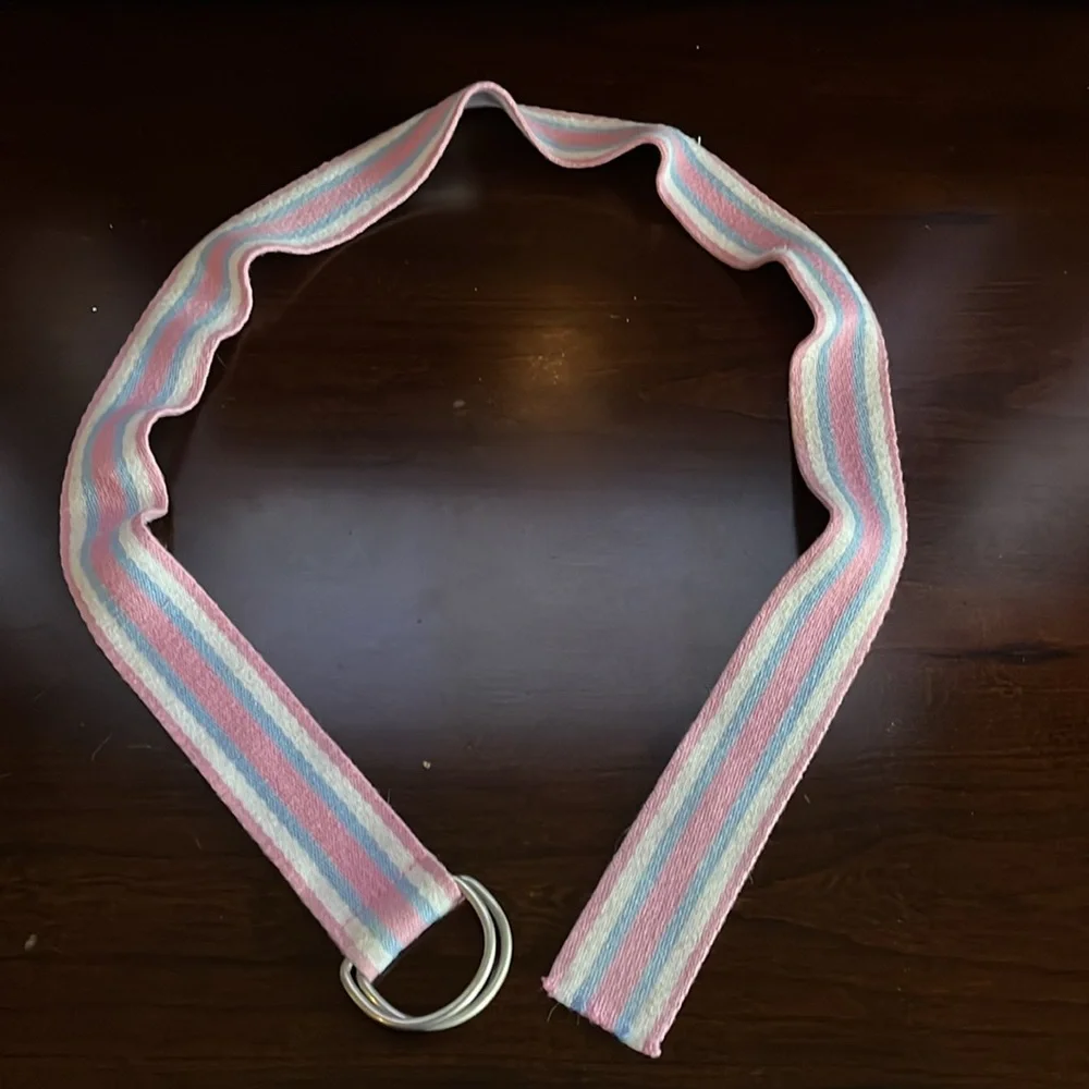 4 Adorable Girl’s Pink & Sparkly Fashion Belts.